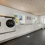 Pauna - 2-5km From The Sea By Interhome